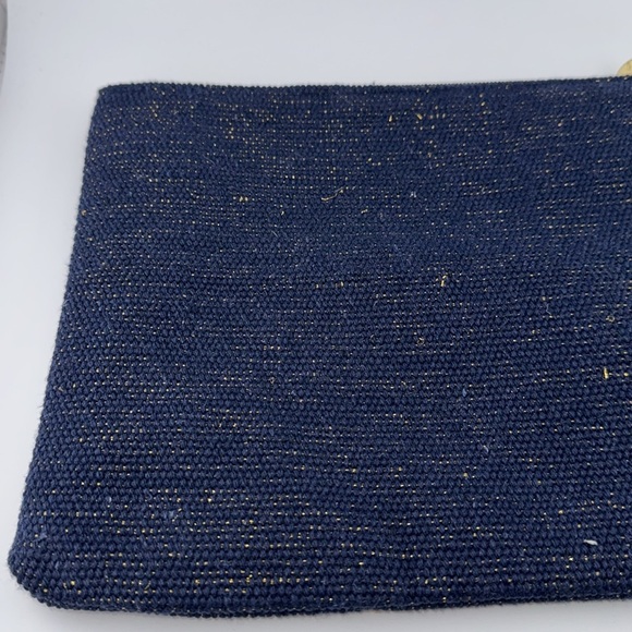 A&B AMERICA & BEYOND G PERSONALIZED INITIAL EMBELLISHED WRISTLET POUCH (Blue) - Picture 10 of 16